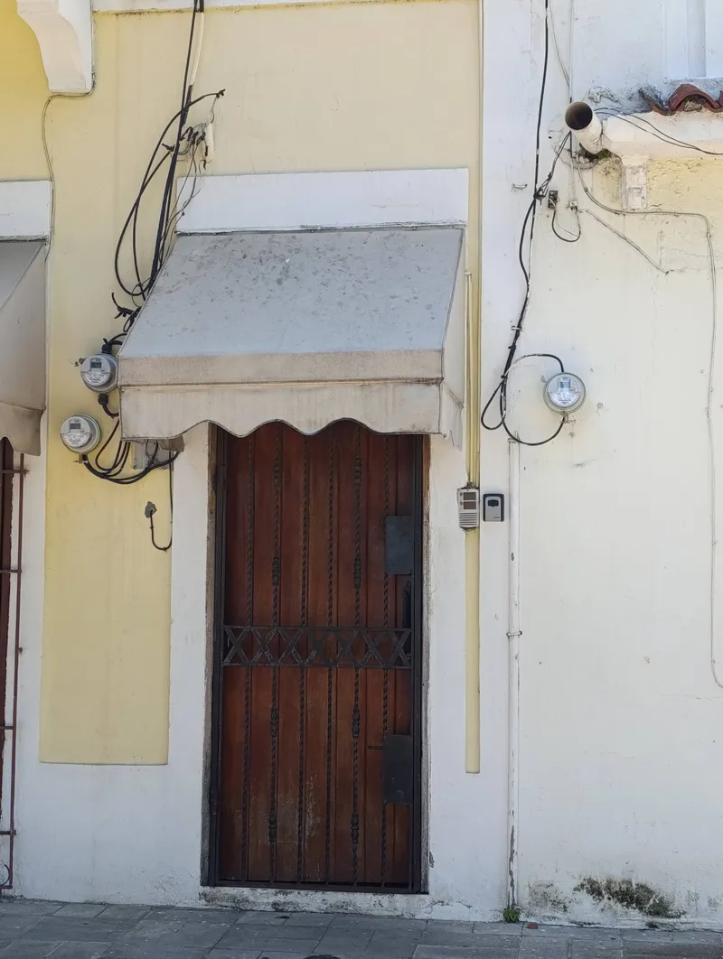 Covered hacienda gallery and terrace — Penthouse Pallazzo (03)