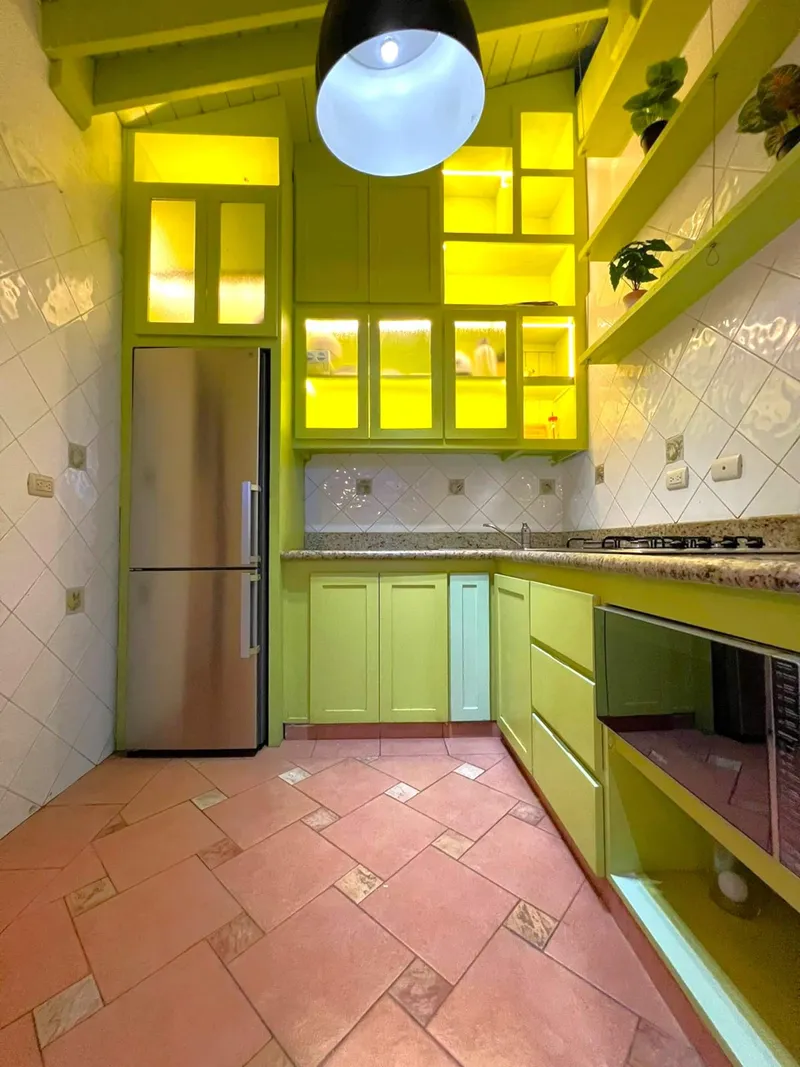 Full kitchen — Penthouse Pallazzo (06)