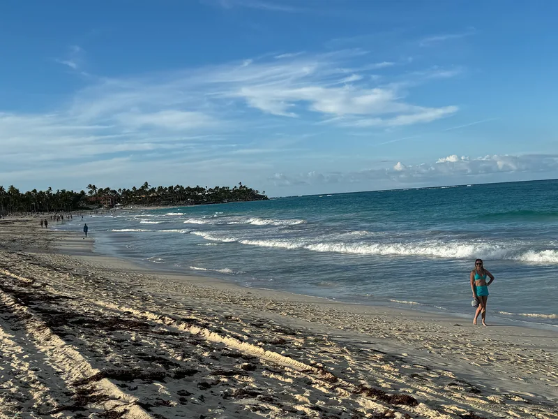 The reef-protected shallows that make the bay feel like a warm natural pool